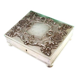 Silver Shell Jewelry Box with Reliefs and Applications For Sale