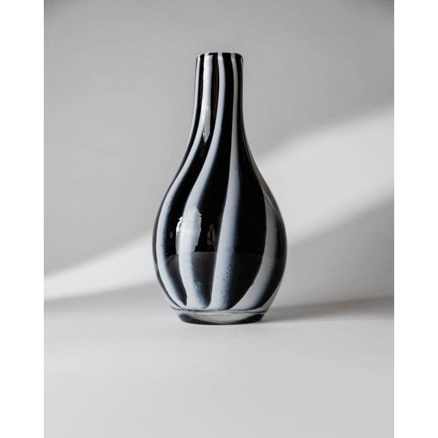 Vintage Italian Murano Glass Vase, 1980s For Sale - Image 9 of 13