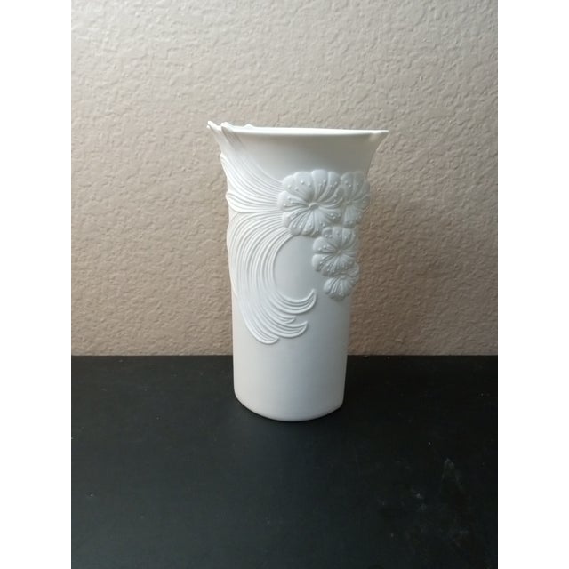 1960s 1960s Kaiser W Germany 740/2 Matte Bisque Porcelain 3D Relief Vase For Sale - Image 5 of 7