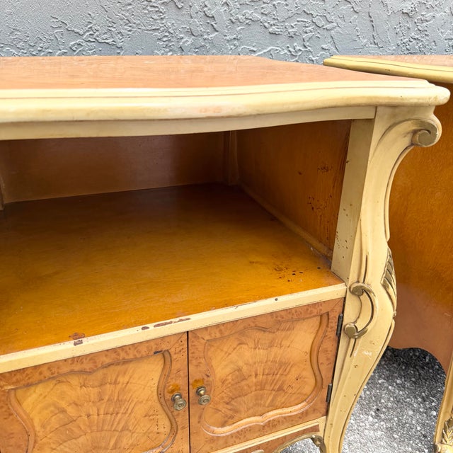 Wood Vintage French Provincial Style Burl Wood Bombe Nightstands - A Pair For Sale - Image 7 of 12