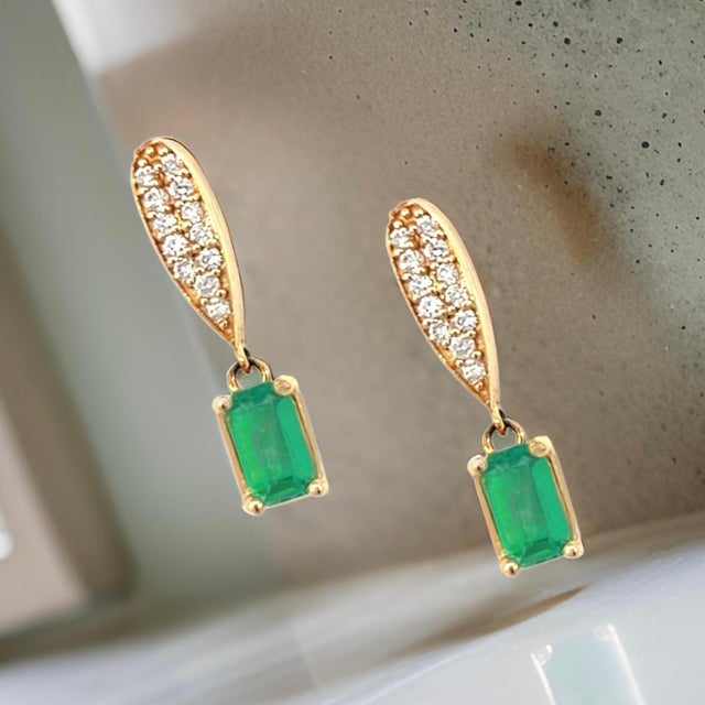 Natural Emerald Diamond Earrings 14k Yellow Gold 1.09 TCW Certified For Sale - Image 9 of 13