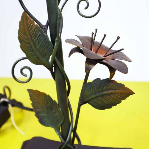 Vintage Metal Floral Table Lamp For Sale - Image 5 of 13
