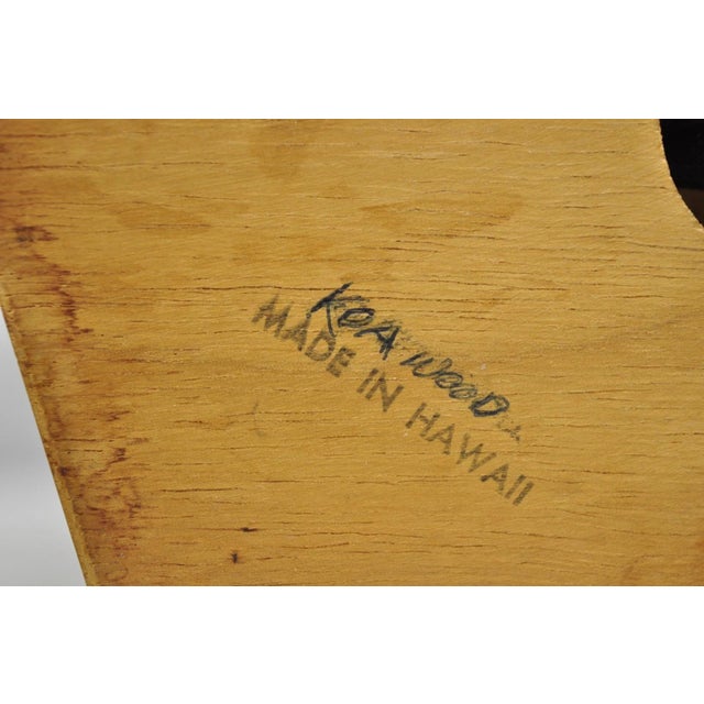 Vintage Mid Century Modern Carved Hawaiian Koa Wood Palm Tree Tiki Table Lamp For Sale - Image 12 of 15