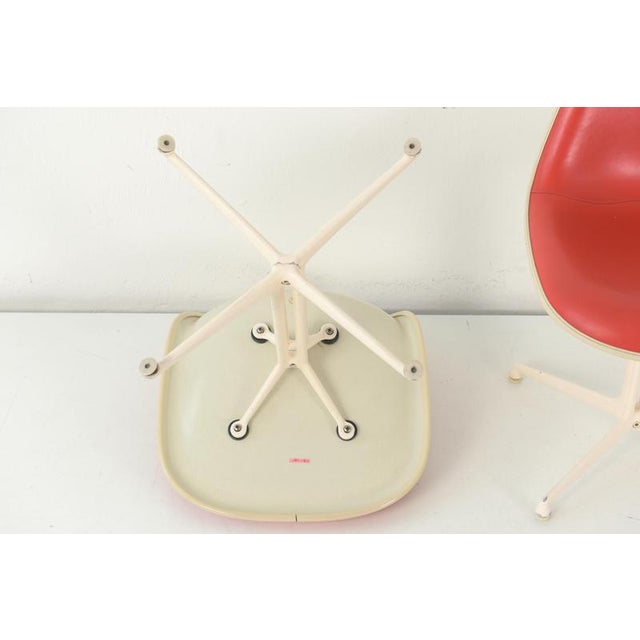 Brown One Chair by Charles & Ray Eames, 1965 For Sale - Image 8 of 11
