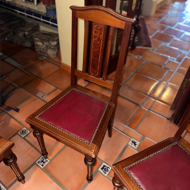 French Revival Carved Mahogany Antique Dining Table 5 Chairs Set For Sale In Los Angeles - Image 6 of 18