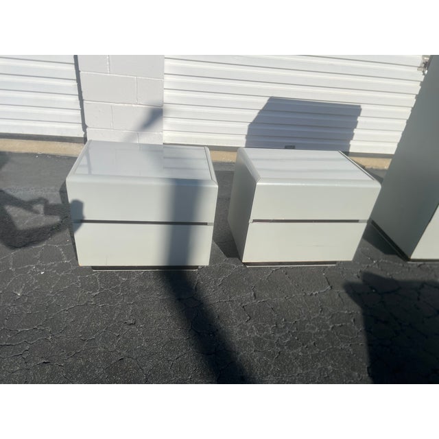 Postmodern Vintage Lane Gray Modular Bedroom Set Dresser Tall Chest Nightstands Postmodern 4pc For Sale - Image 3 of 6