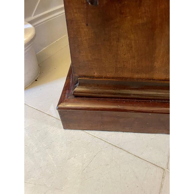 Mid 19th Century William IV Carved Mahogany Sideboard, 1850s For Sale - Image 5 of 17