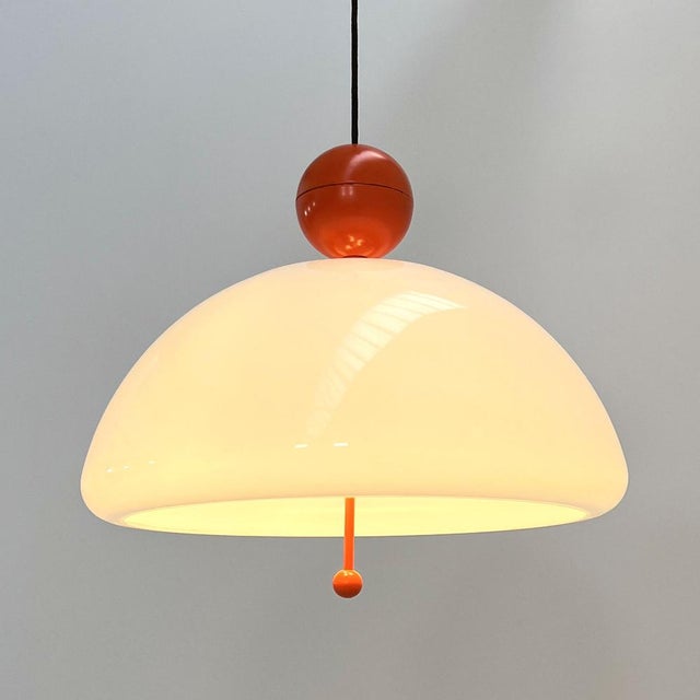 1970s Orange Saliscendi Pendant Light attributed to Elio Martinelli for Martinelli Luce, 1970s For Sale - Image 5 of 7
