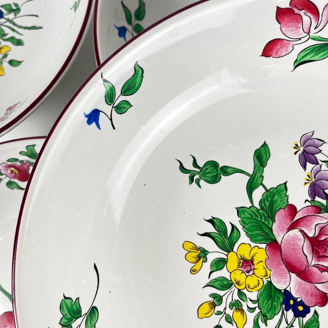 Ceramic Bowl-Shaped Réverbère Model Plates with Tulip and Rose Pattern by KG Lunéville, 1980s, Set of 6 For Sale - Image 7 of 9
