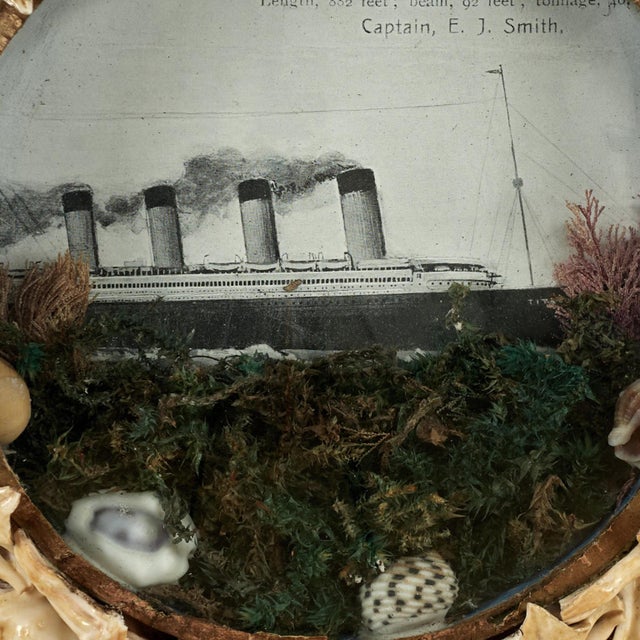 Antique Sailors Valentine Commemorating the Sinking of the Titanic For Sale - Image 4 of 10