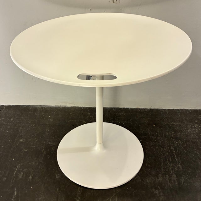 The Rise Table was designed by Jasper Morrison as a practical companion for the home. The circular form of the occasional...