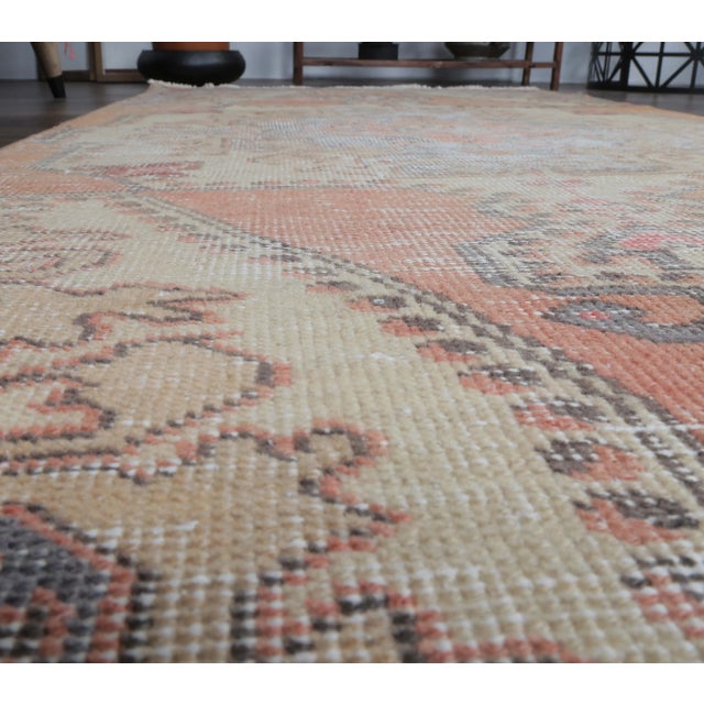 1970s 1970s Vintage Turkish Oushak Handmade Pink Wool Rug For Sale - Image 5 of 8