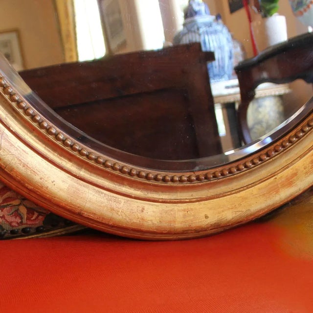 Gold Large Giltwood Oval Mirror With Ribbon Crest, 19th Century For Sale - Image 8 of 10