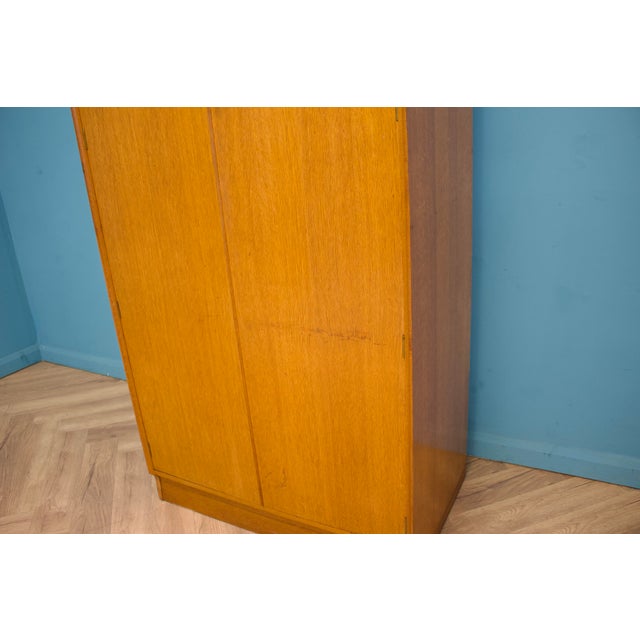 Vintage Oak Wardrobe from G-Plan, 1955 For Sale - Image 9 of 10