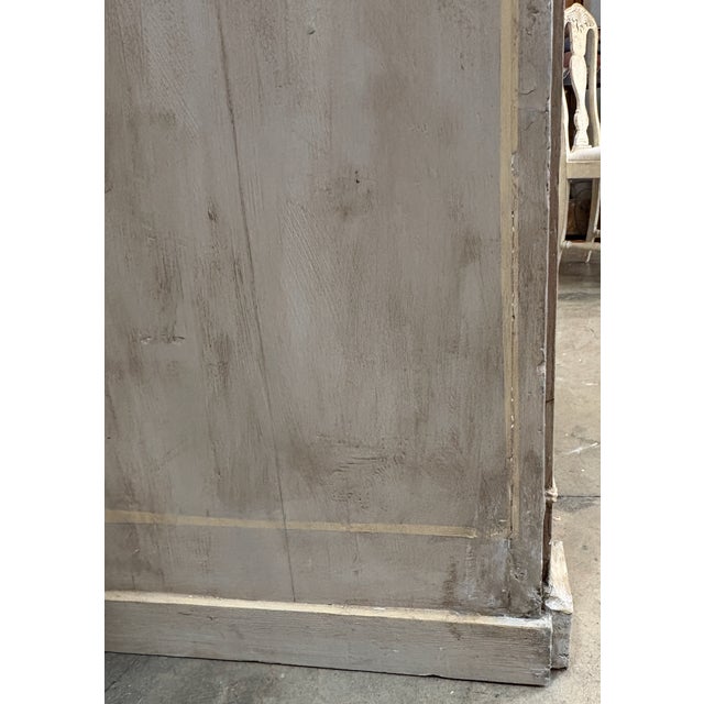 Grand Period French Directoire Painted Bibliotheque/Bookcase For Sale In San Diego - Image 6 of 12