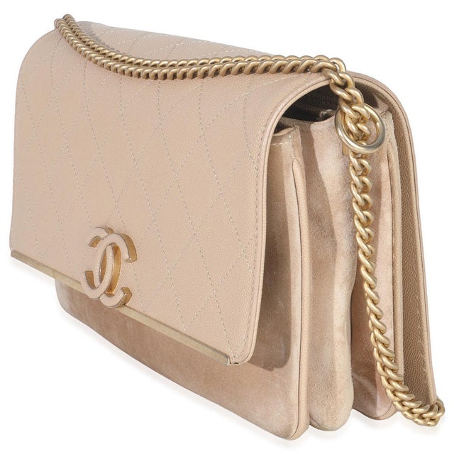 A timeless classic that never goes out of style, the flap bag from Chanel dates back to 1955 and has seen a number of...