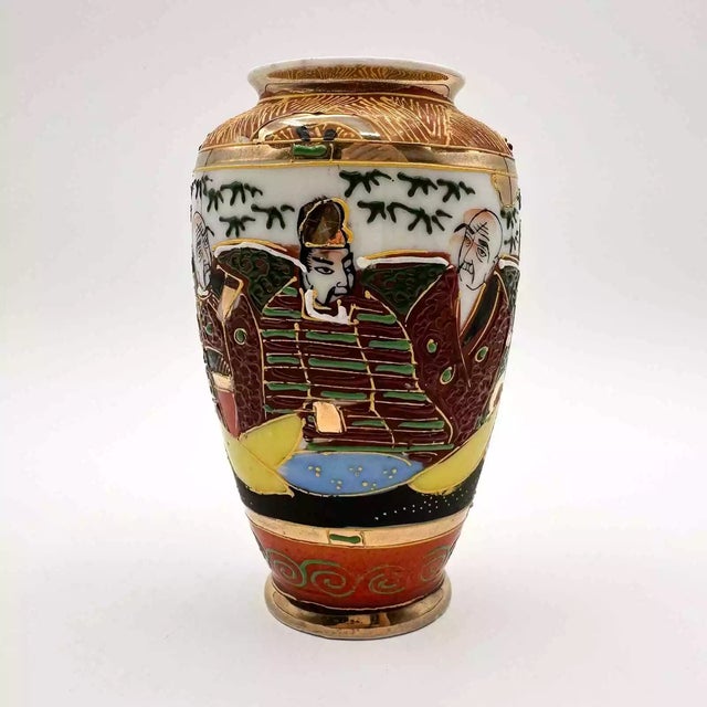 Small Mid 20th Century Japanese Satsuma Vase With Moriage Chinoiserie Gold Trim Colorful For Sale - Image 9 of 12