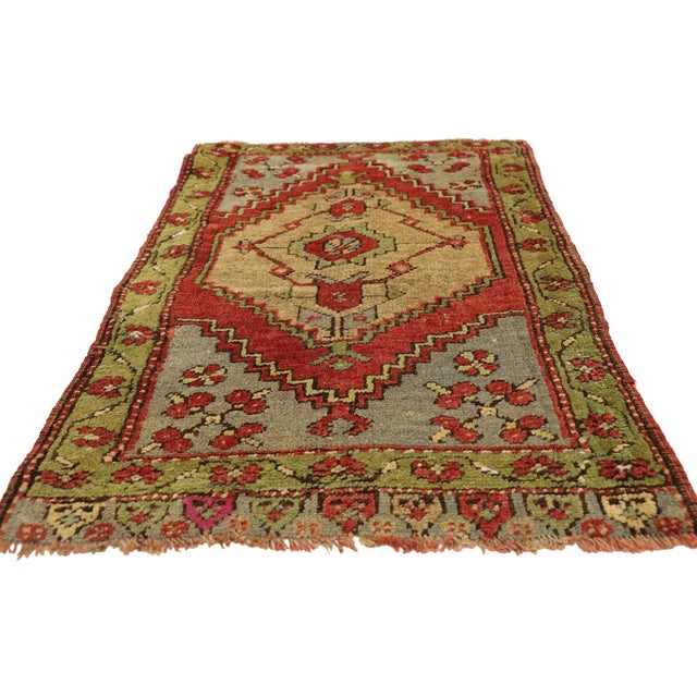 Rustic Vintage Turkish Yastik Rug - 01'10 X 02'07 For Sale - Image 3 of 8