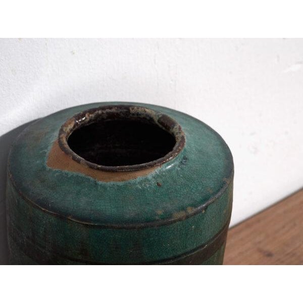 Antique tall turquoise green vase (c.1820) Dimensions: Diameter: 23 cm Height: 20 cmStyle: Qing DynastyMaterials and...