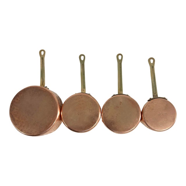 Vintage Copper & Brass Measuring Cups, Set of 4 – French Country Farmhouse Decor For Sale