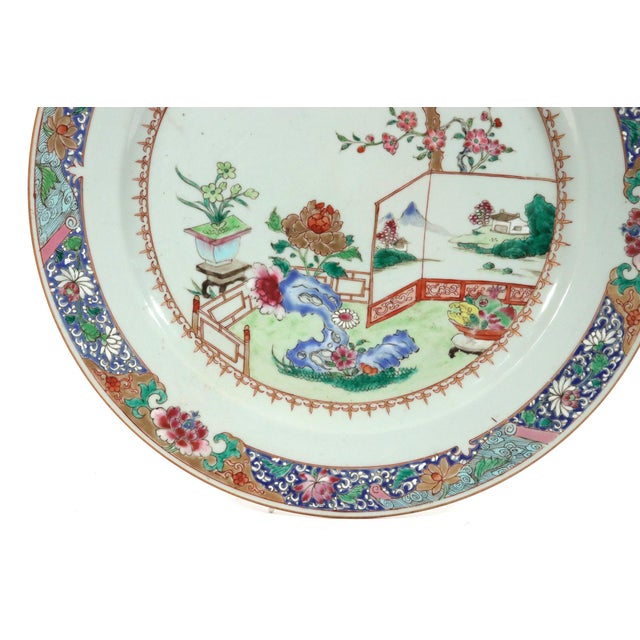 18th-Century Chinese Export Porcelain Famille Rose ‘Garden’ Dishes - a Pair For Sale - Image 11 of 18