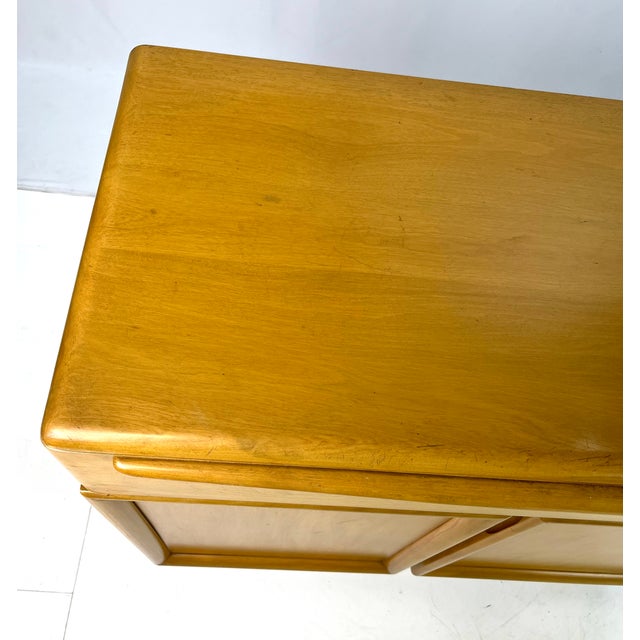 Mid-Century Modern Heywood-Wakefield "Wheat" Solid Birch Credenza / Cabinet (Model M 541, Dated 1957) For Sale - Image 13 of 16