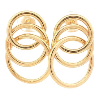 Late 20th Century Pair of 14k Gold Interlocking Circle Earrings For Sale