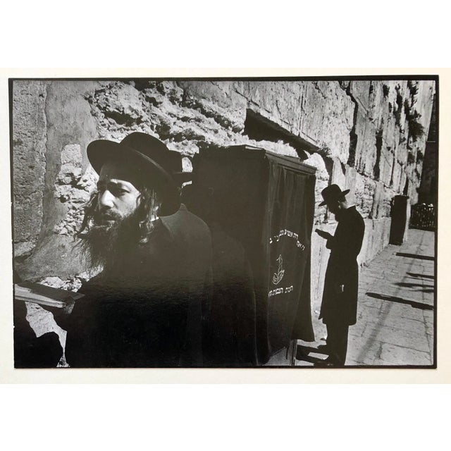 Realism Richard Gordon, Jerusalem 1967 Vintage Silver Gelatin Photograph Western Wall Kotel Hamaaravi, 1967 For Sale - Image 3 of 7