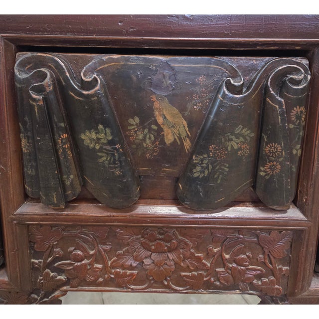 Late 19th Century Antique Chinese Qing Dynasty Lacquer Side Table With Birds and Flowers For Sale - Image 5 of 17