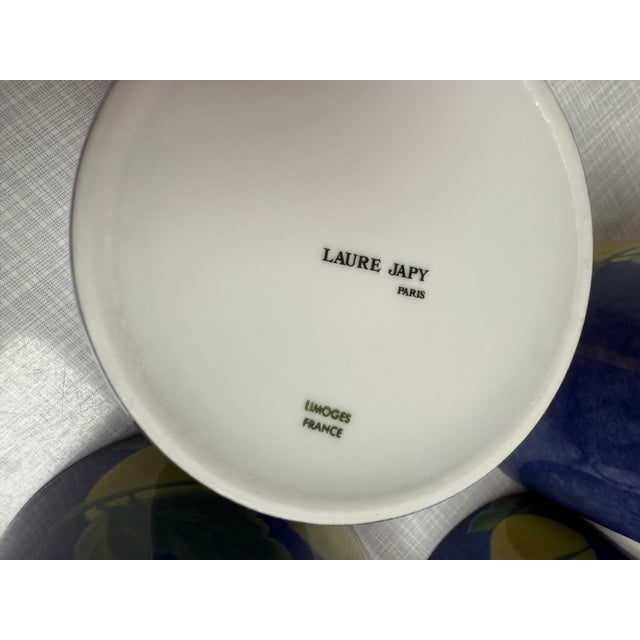 1980s Set of 6 Laure Japy, Limoge Porcelain, Paris, France in Jardin Bleu Lemon Pattern, For Sale - Image 11 of 11