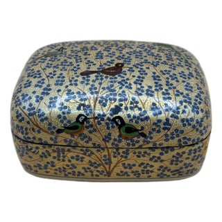 Vintage Kashmiri Hand-Painted Papier-Mâché Lacquer Box With Birds & Florals For Sale