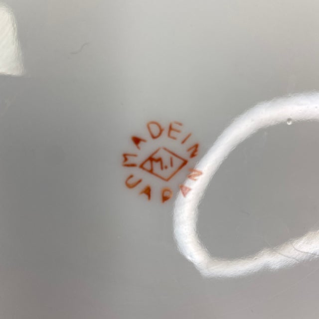 Mid 20th Century Japanese Hand-Painted Porcelain Plate – Hinamatsuri Figural Scene – Kutani Style – 9”– Mid Century For Sale - Image 4 of 10