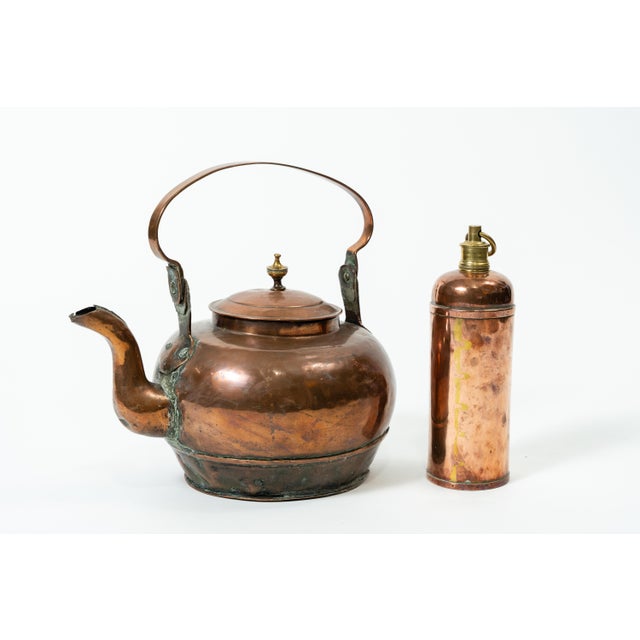 Antique Copper Teapot and Oil Lamp – Early 18th Century Decoration & Art Objects / Brass – Metal Decorative Object Origin:...