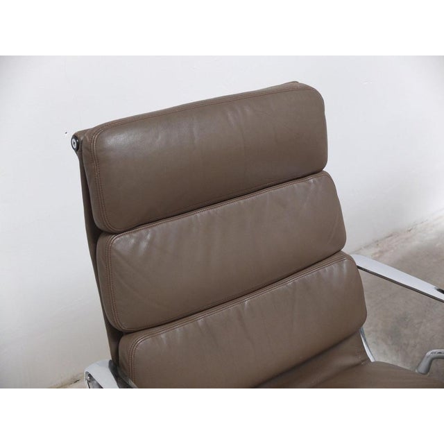 Early EA216 Swivel Lounge Chair by Eames for Herman Miller, 1960s For Sale - Image 18 of 18