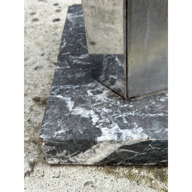 Metal Coat Hanger Lamp by A. Rosselli for Saporiti, 1979 For Sale - Image 7 of 17