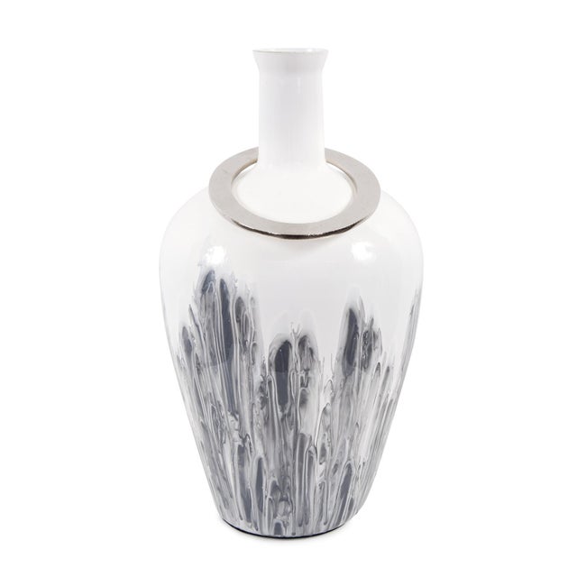 The Albrecht collection was inspired by a showing of abstract contemporary art, that was being shown at a gallery in...