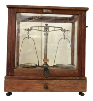 Vintage Pharmacy Analytic Scale