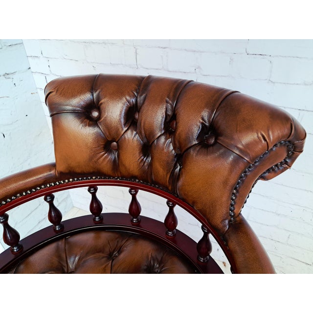 Brown Antique Style Chesterfield Swivel and Tilt Captain's Chair in Brown Buttoned Leather, 1990s For Sale - Image 8 of 18