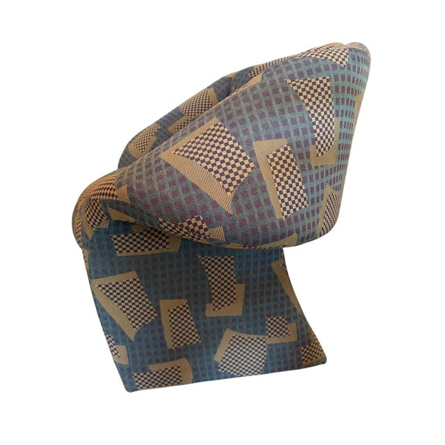 Pair Post Modern Sculptural Ribbon Lounge Chairs, 1980 For Sale - Image 4 of 9