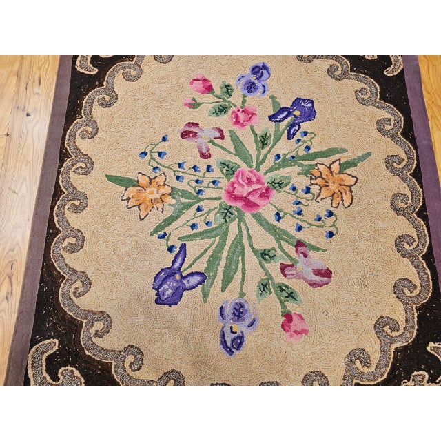 Vintage Hand Hooked Rug, Wool & Cotton, Floral Pattern, American Folk Art, 3x4 For Sale - Image 4 of 17