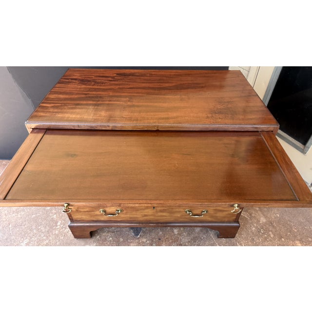 George III Bachelor's Chest of Drawers of Mahogany on Bracket Feet For Sale - Image 4 of 13