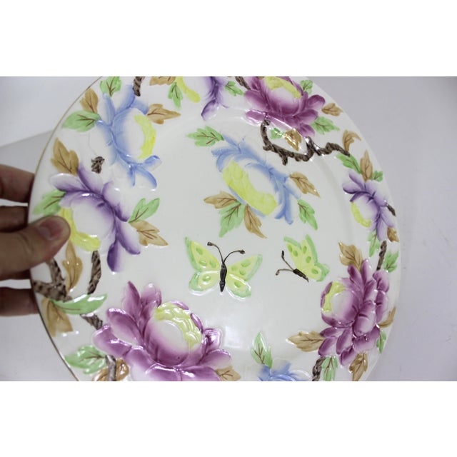 Maling Ware Majolica Peony Rose Butterfly Charger Plate 11". 6507 For Sale - Image 6 of 9