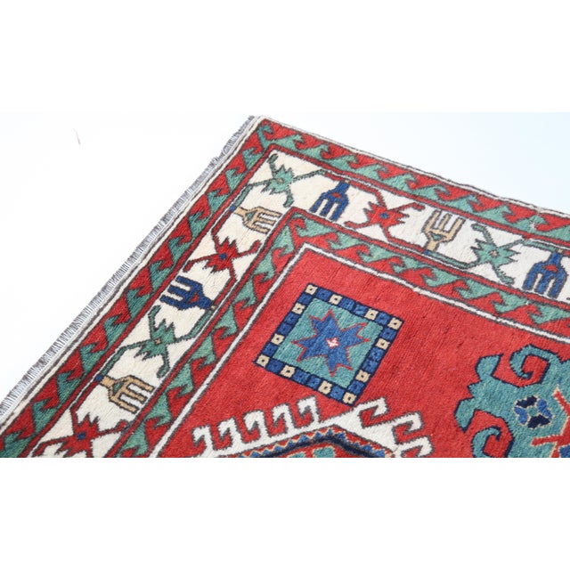 Vintage Azerbaijani Lori Pambak Rug – Fine Handwoven Pure Wool -4' 7'' X 6' 5' For Sale In Tampa - Image 6 of 14