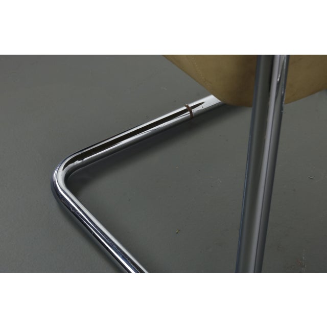 1970s Mid Century Modern Lounge Chairs in Tubular Chrome and Newer Tan Upholstery - a Pair For Sale - Image 5 of 10
