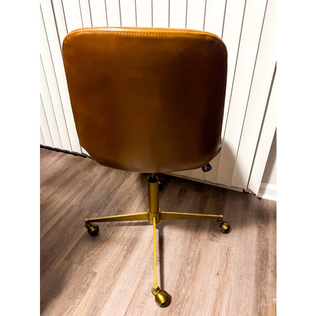 Impeccably designed with a comfortable molded seat and chic bi-cast leather upholstery, Tyler office chair allows you to...