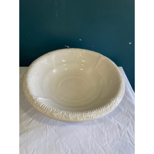 Mid-Century Ceramic Victorian Style Wash Basin & Pitcher Set For Sale - Image 9 of 12