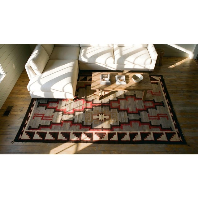 1920s Gray Geometric Tribal Antique American Navajo Rug 4' 9" X 8' 2" Flatweave Wool Carpet For Sale - Image 13 of 15