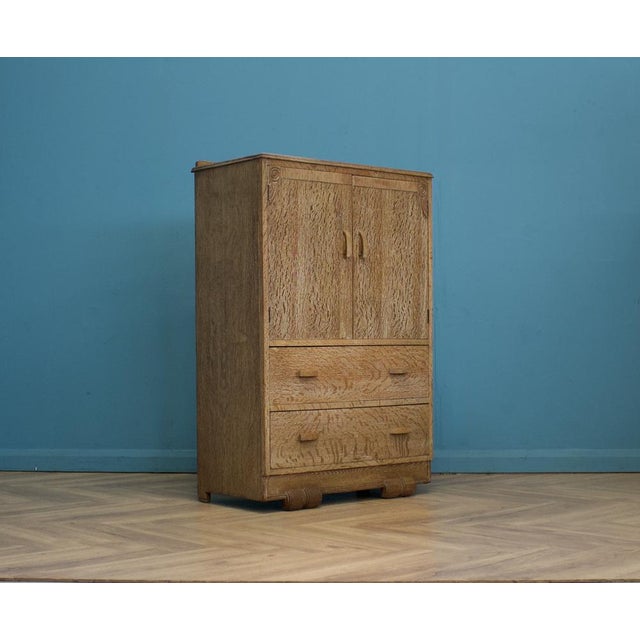 Mid-Century Modern Art Deco British Cabinet in Oak, 1930s For Sale - Image 3 of 9
