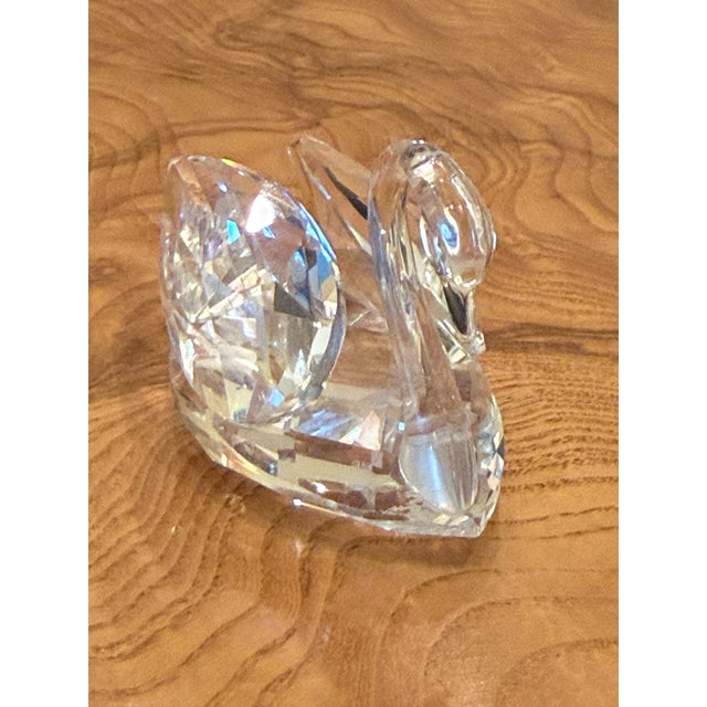 Swarovski Marked Swan Small-Faceted Bottom - Beauties of the Lake Vtg. 1982 For Sale In Baltimore - Image 6 of 12