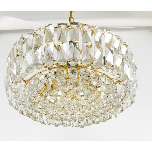 Large Gilt Brass and Crystal Glass Chandelier from Bakalowits & Söhne, 1970s For Sale - Image 12 of 18